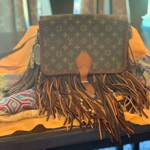 Vintage Boho Bags Traveler (Louis Vuitton)